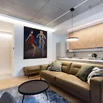 Renaissance Key 29 *
