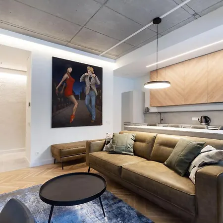 Renaissance Key 29 *