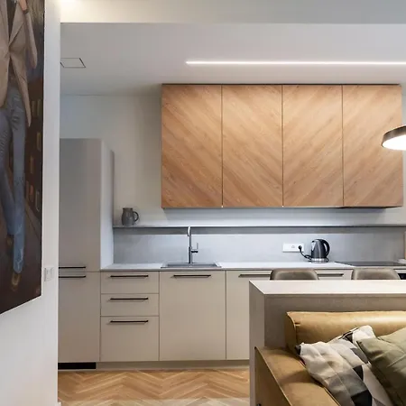 Renaissance Key 29 公寓 *